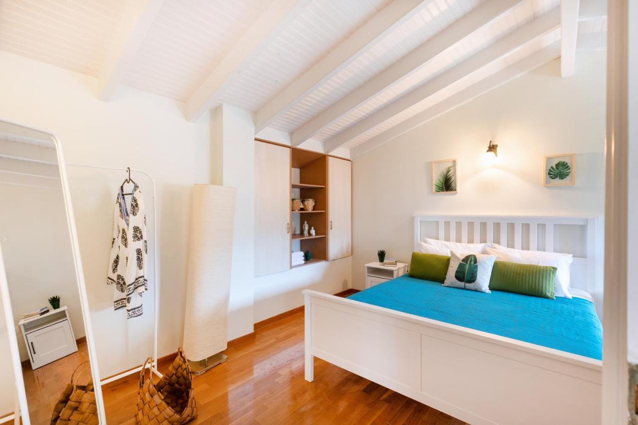 Spyrelia Villa With Private Pool & Outdoor Hot Tub Dassia  Ngoại thất bức ảnh